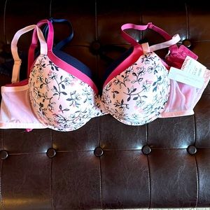 NWT set of 3 bras 38D